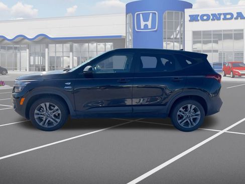 Used 2022 Kia Seltos LX image 5