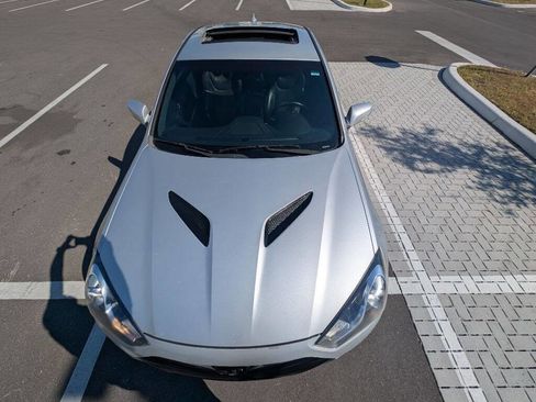 Used 2013 Hyundai Genesis 3.8 image 3