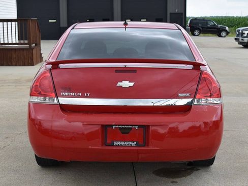 Used 2010 Chevrolet Impala LT w/ Luxury Edition Package FWD image 4
