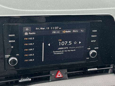 Certified 2025 Kia Sportage LX image 18