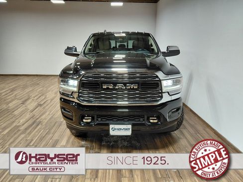 Used 2019 RAM 2500 Limited image 3