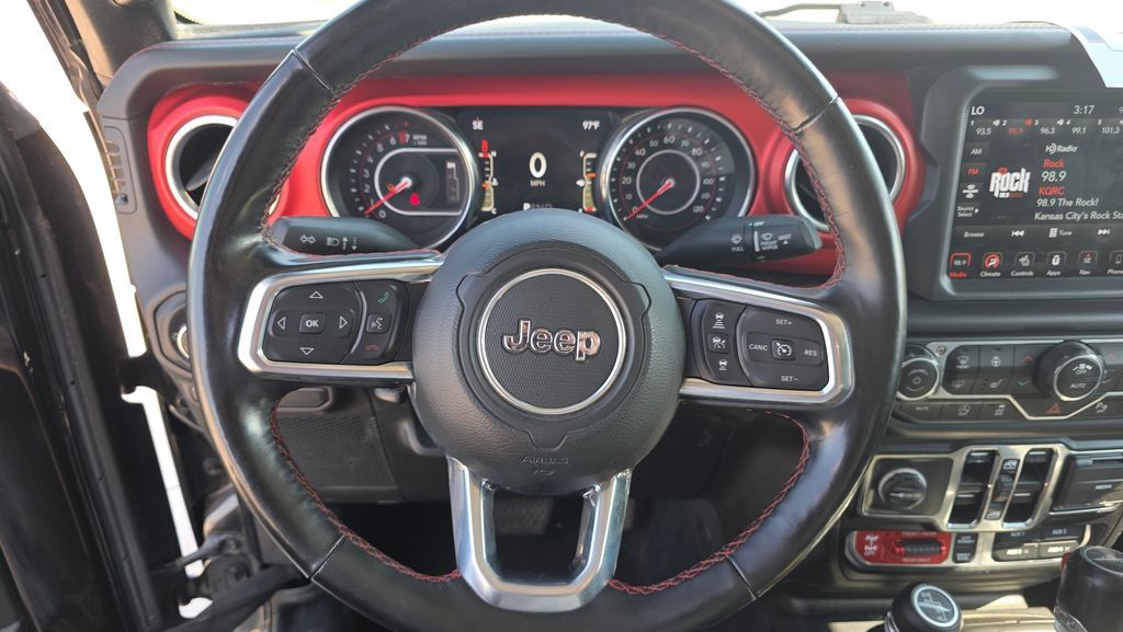 Used 2020 Jeep Gladiator Rubicon AWD/4WD image 15