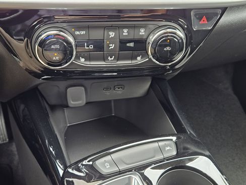 New 2026 Chevrolet Trax LT w/ Driver Confidence Package FWD image 20