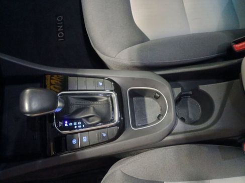 Used 2020 Hyundai Ioniq SEL image 16