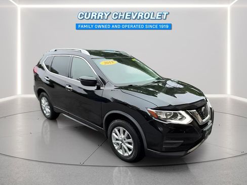 Used 2019 Nissan Rogue SV AWD/4WD image 1
