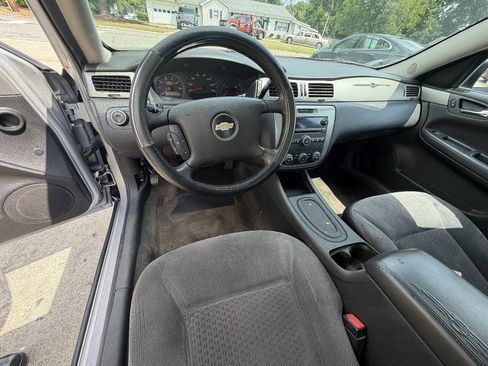 Used 2012 Chevrolet Impala Police FWD image 10