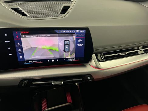 Used 2025 BMW X1 M35i w/ Premium Package image 32