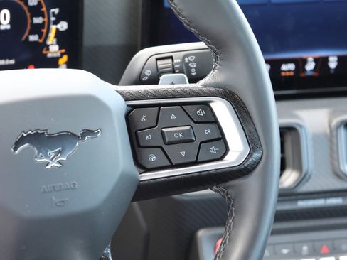 Used 2025 Ford Mustang GT image 21