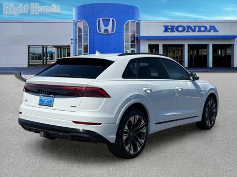 Used 2025 Audi Q8 Premium Plus w/ Premium Plus Package AWD/4WD image 7
