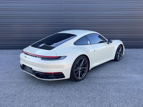 Certified 2024 Porsche 911 Carrera T image 9