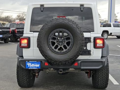 Used 2022 Jeep Wrangler Unlimited Sport image 19