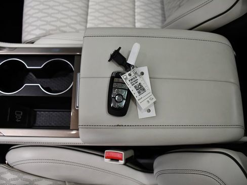 Used 2024 Lincoln Nautilus Black Label image 26