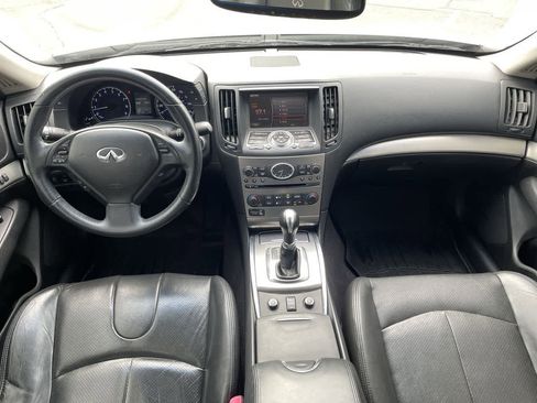 Used 2013 INFINITI G37 x w/ Premium Pkg image 22