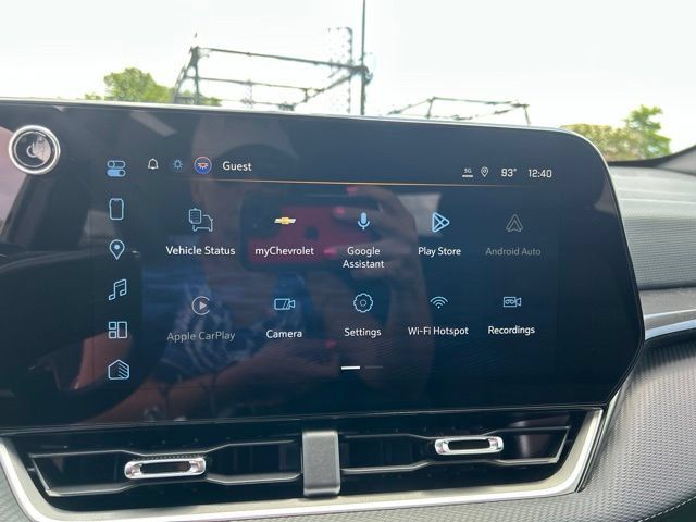 New 2027 Chevrolet Equinox LT w/ Safety and Technology Package FWD image 22
