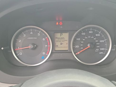 Used 2018 Subaru Forester 2.5i Premium w/ All-Weather Package image 22