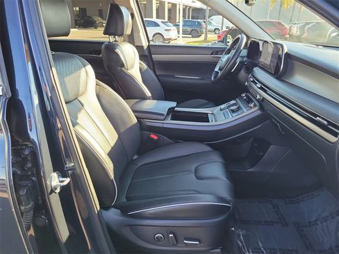 Used 2024 Hyundai Palisade SEL image 17
