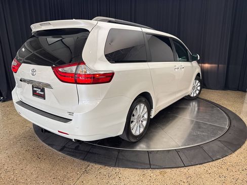 Used 2016 Toyota Sienna Limited AWD/4WD image 6