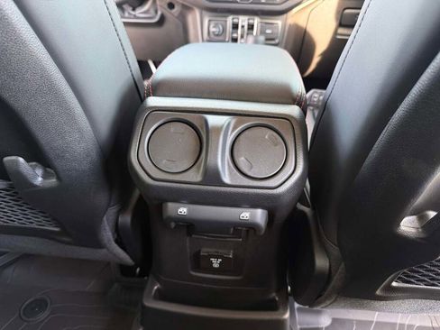 New 2026 Jeep Wrangler Unlimited Rubicon image 22