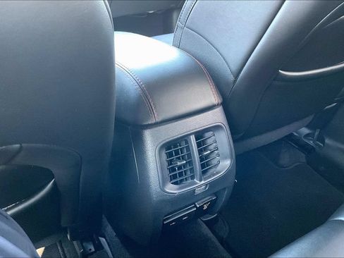 Used 2019 Jeep Cherokee Trailhawk w/ Cold Weather Group AWD/4WD image 12