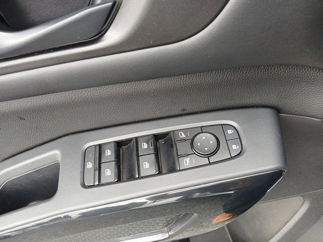 Used 2023 Nissan Pathfinder S AWD/4WD image 36