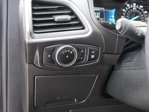 Used 2023 Ford Edge SEL w/ Convenience Package image 17