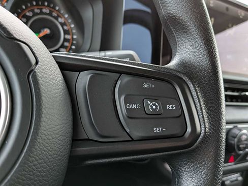 Used 2024 Jeep Gladiator Sport image 20