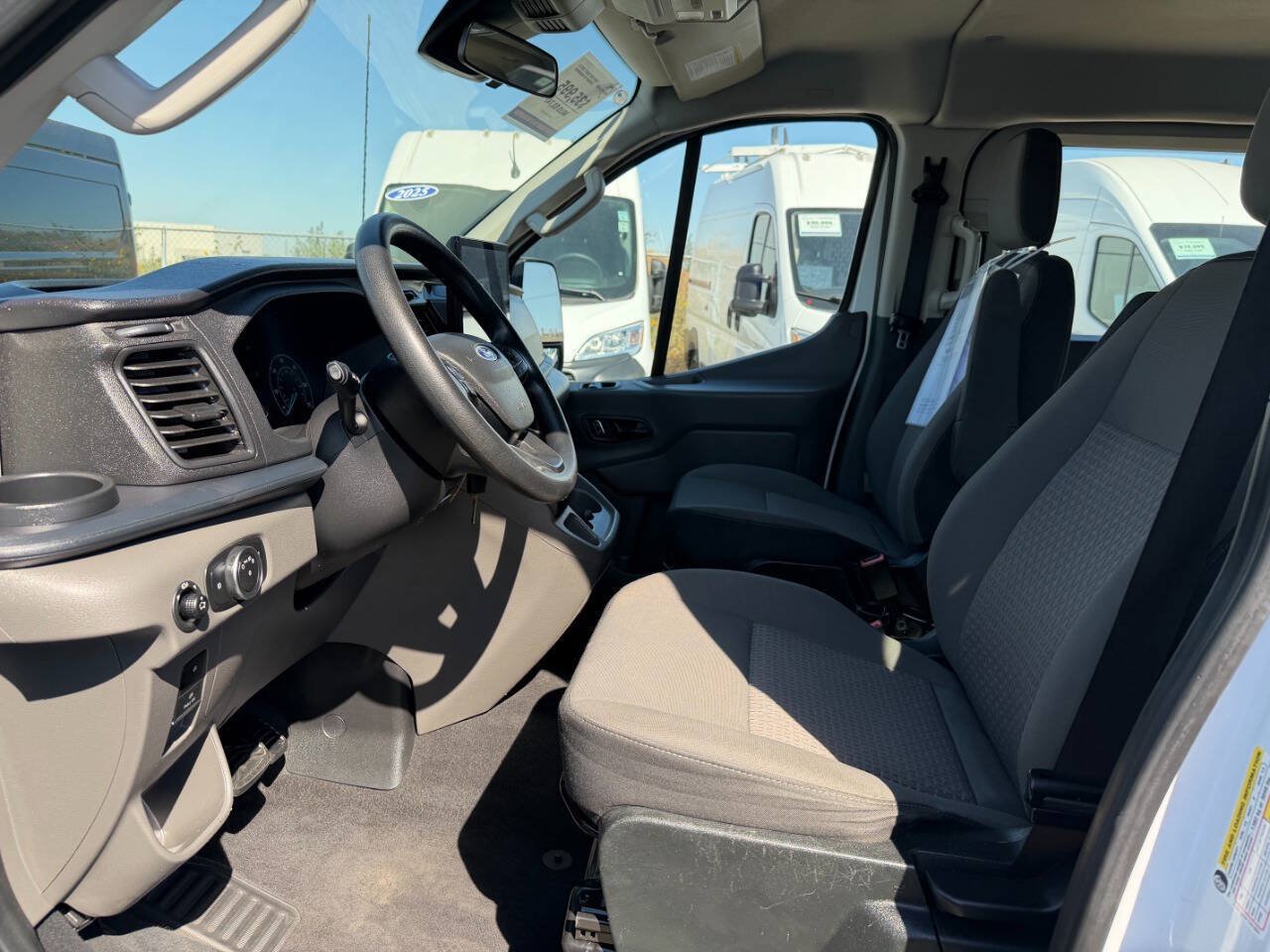 Used 2024 Ford Transit 350 XLT RWD image 12