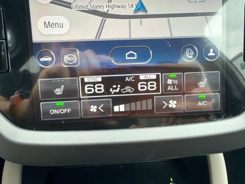 Used 2026 Subaru Forester Premium AWD/4WD image 19