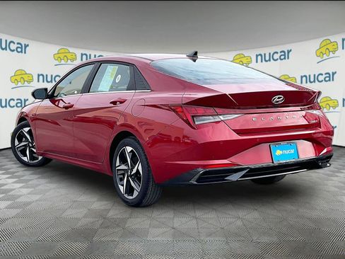 Used 2022 Hyundai Elantra Limited image 4