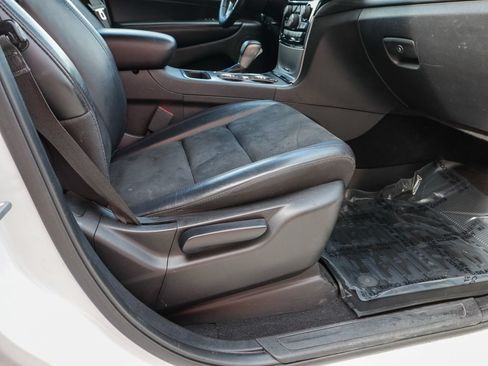 Used 2019 Jeep Grand Cherokee Altitude AWD/4WD image 24