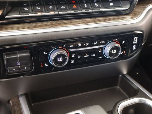 Used 2023 Chevrolet Silverado 1500 RST w/ All Star Edition Plus AWD/4WD image 7
