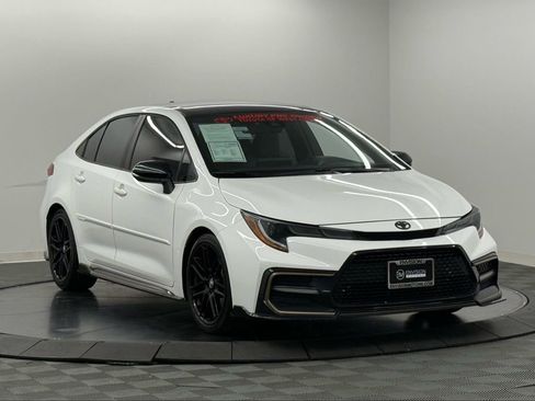 Used 2021 Toyota Corolla SE w/ Carpet Mat Package (TMS) image 5