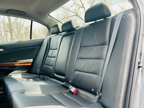 Used 2011 Honda Accord EX-L image 28