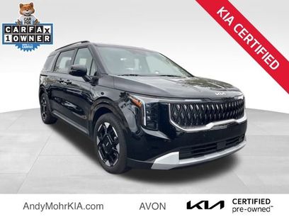 Certified 2025 Kia Carnival EX