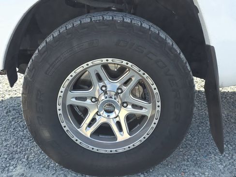 Used 2014 Toyota Tacoma PreRunner w/ SR5 Package RWD image 12