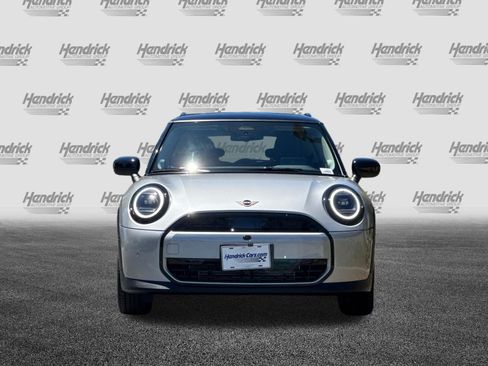 Used 2025 MINI Cooper 2-Door Hardtop FWD image 10