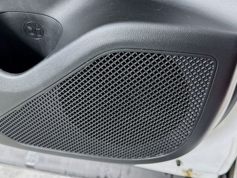 Certified 2025 Hyundai Tucson SE image 25