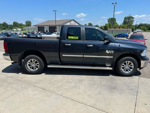 Used 2016 RAM 1500 Classic SLT w/ Luxury Group AWD/4WD image 4