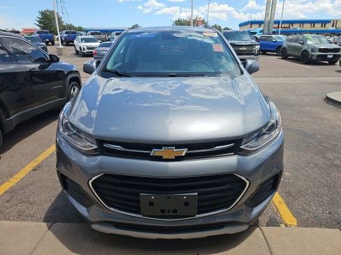 Used 2020 Chevrolet Trax LT w/ Driver Confidence Package AWD/4WD image 10