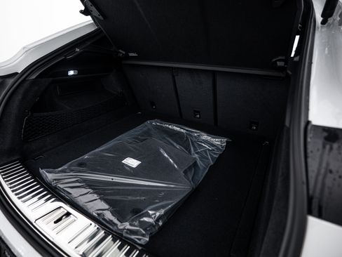 Certified 2026 Porsche Cayenne Coupe image 24