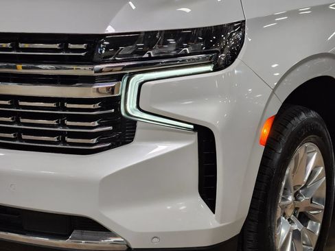 Used 2024 Chevrolet Tahoe Premier AWD/4WD image 14