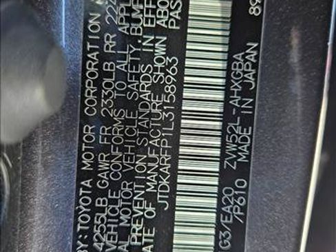 Certified 2020 Toyota Prius Prime Limited FWD image 21