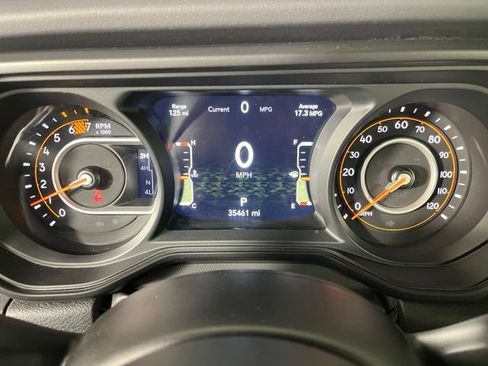 Used 2025 Jeep Wrangler Unlimited Rubicon AWD/4WD image 26