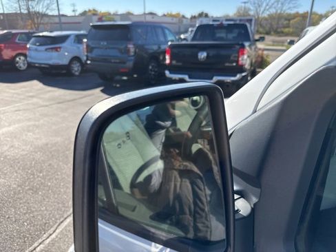 Used 2024 Ford Transit 350 XLT image 12