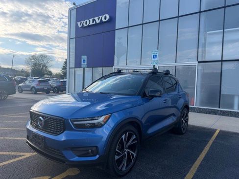 Used 2019 Volvo XC40 T5 R-Design AWD/4WD image 3