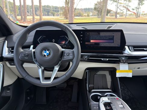 New 2026 BMW X2 xDrive28i w/ Technology Package image 3