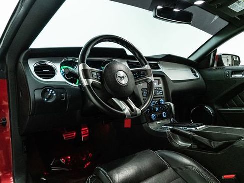 Used 2013 Ford Mustang GT Premium w/ Security Pkg RWD image 23