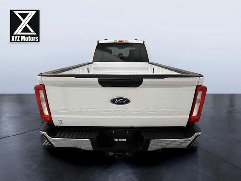 Used 2023 Ford F250 XLT w/ FX4 Off-Road Package image 5