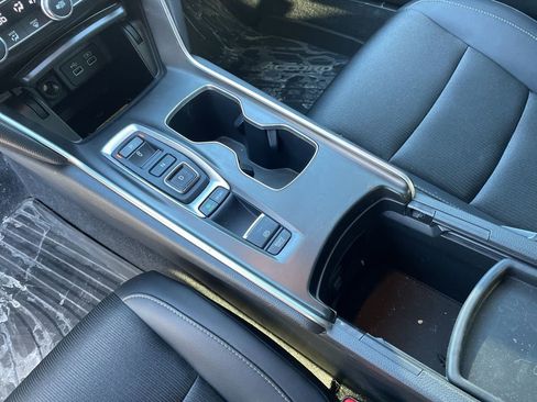 Used 2021 Honda Accord Sport image 9