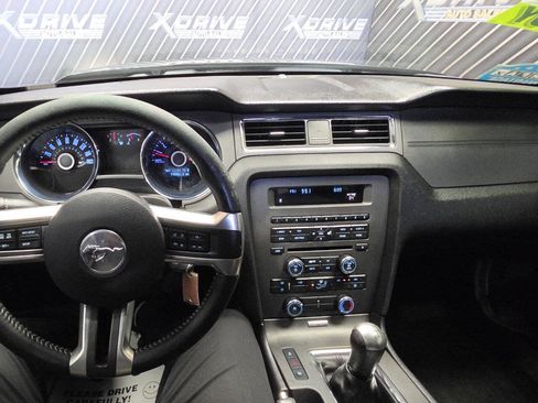 Used 2014 Ford Mustang Coupe w/ V6 Performance Package RWD image 12